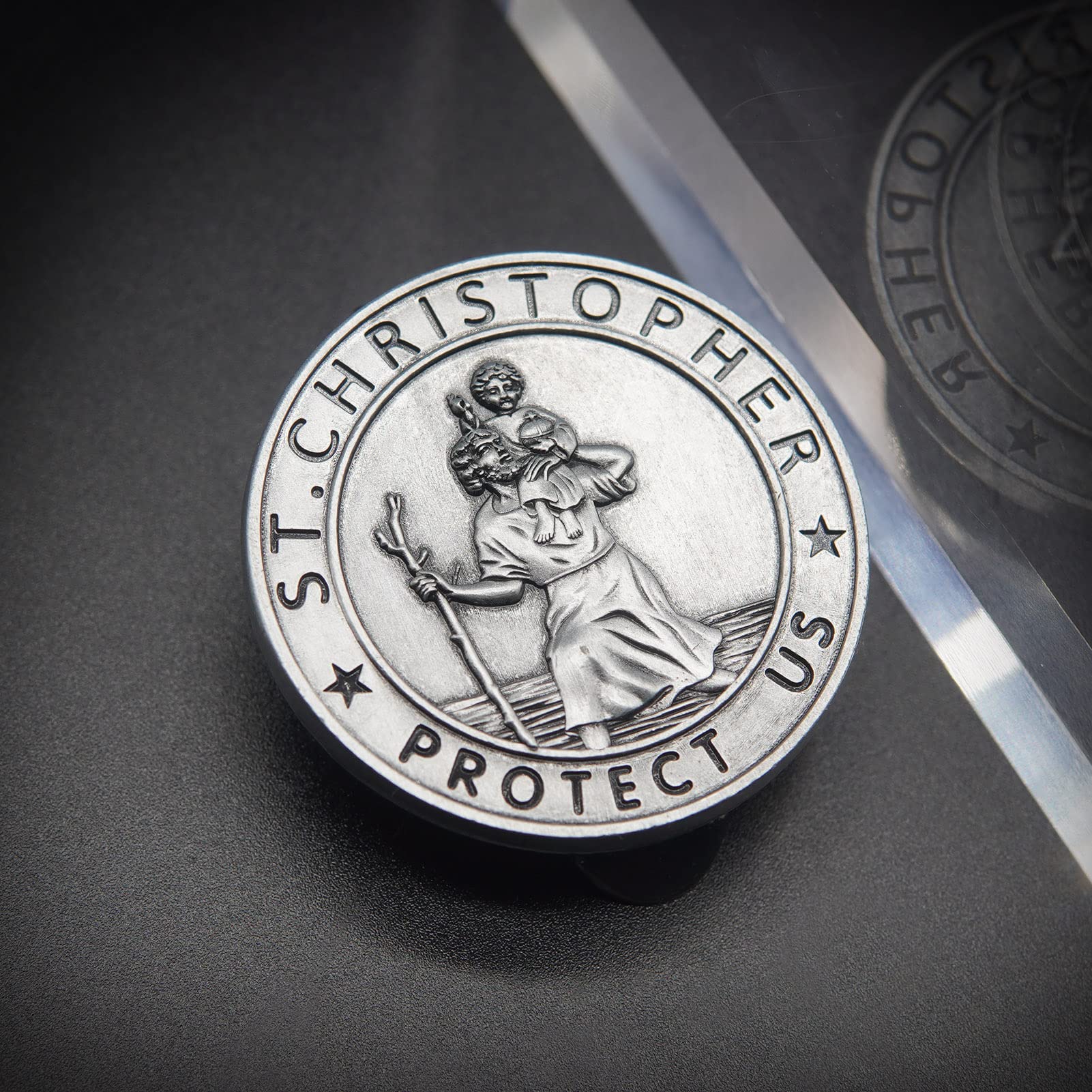 Amazon | 聖クリストファー メダル 車 聖クリストファー バイザー