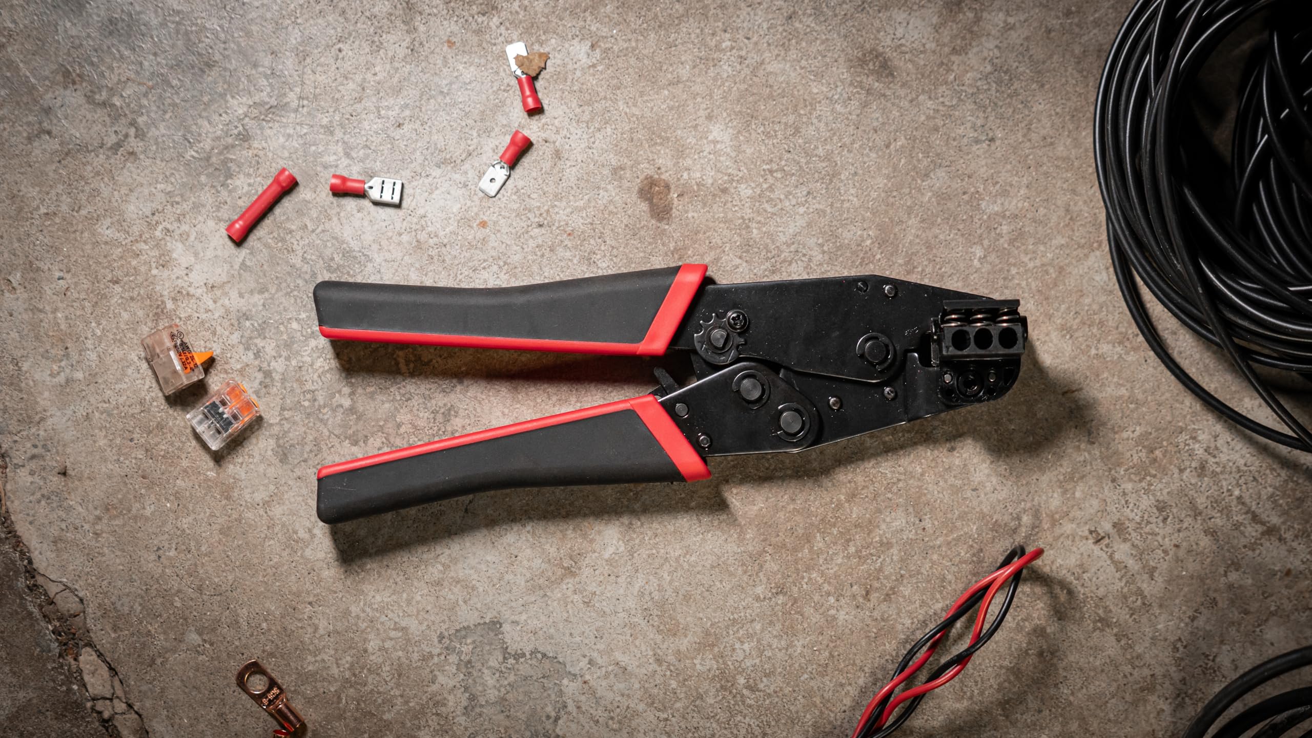 GEDORE red Crimpadora R28902205 | Crimpadora para conector solar MC4 | Para cable PV de 2,5/4/6 mm² | Herramienta de crimpado de precisión para instalación fotovoltaica