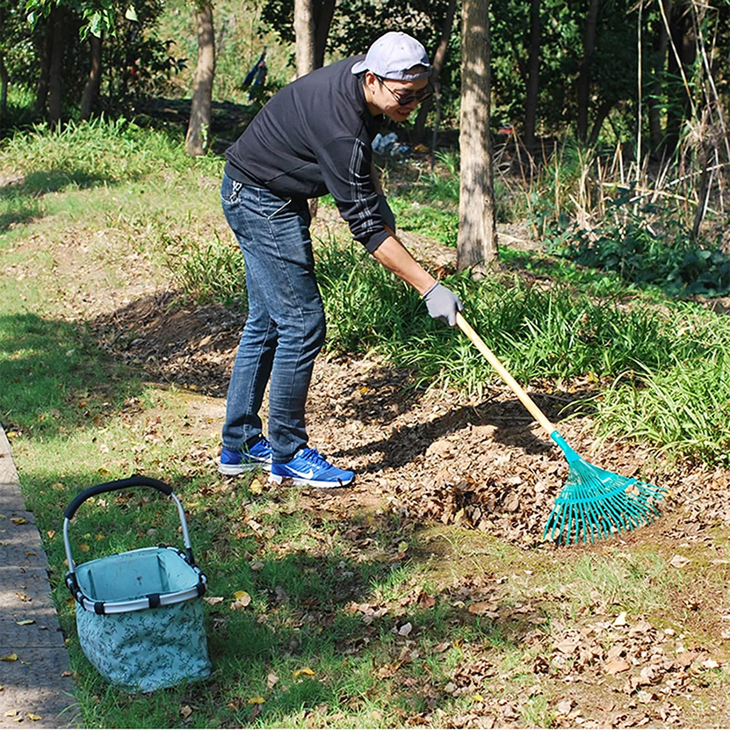 Rozsiewacz kompostu 27”, wałek do rozrzucania torfu 76 l z uchwytem i bocznymi zatrzaskami, metalowy kosz z siatki, rozsiewacz nawozu do trawników i ogrodów (czarny, regulowana wysokość uchw