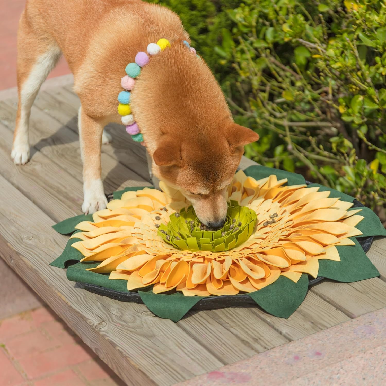 Snuffle Mat for Dogs Sunflower, 20" x 20" Dog Cat Snuffle Mat Interactive Feed Game for Boredom, Encourages Natural Foraging Skills and Stress Relief, Enrichment Toys for All Dog Sizes