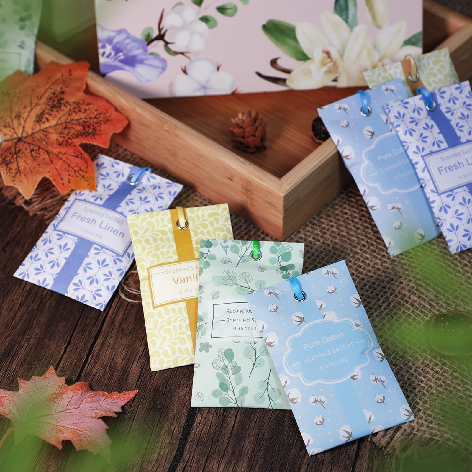 SCENTORINI Sachets Parfumés Frais pour Tiroirs, Armoires, Voitures, et Garde-Robes, 16 sachets, 4 Senteurs Lin, Coton, Vanille, Eucalyptus Sauge, Parfum Longue Durée