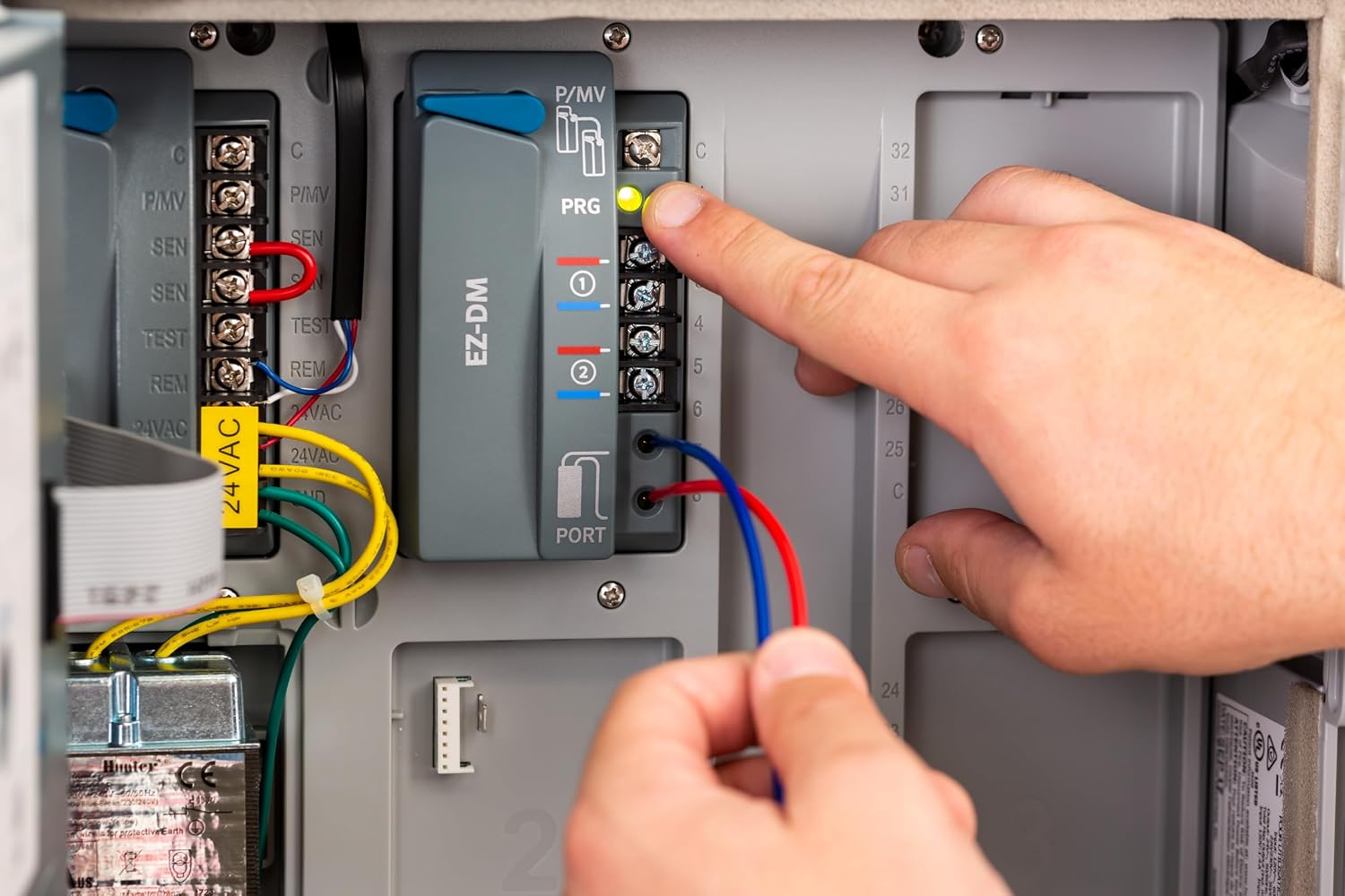 Hunter EZ-DM Decoder Output Module, Two-Wire Output for HCC and ICC2 Irrigation Controllers, Supports up to 54 Stations and Master Valve, Hydrawise and Centralus Compatible