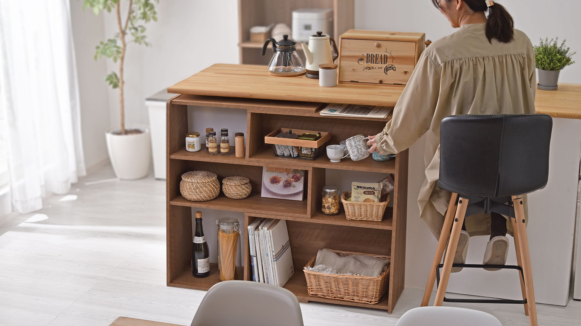 Amazon｜ワイエムワールド コーナーラック 伸縮 木製 オープン