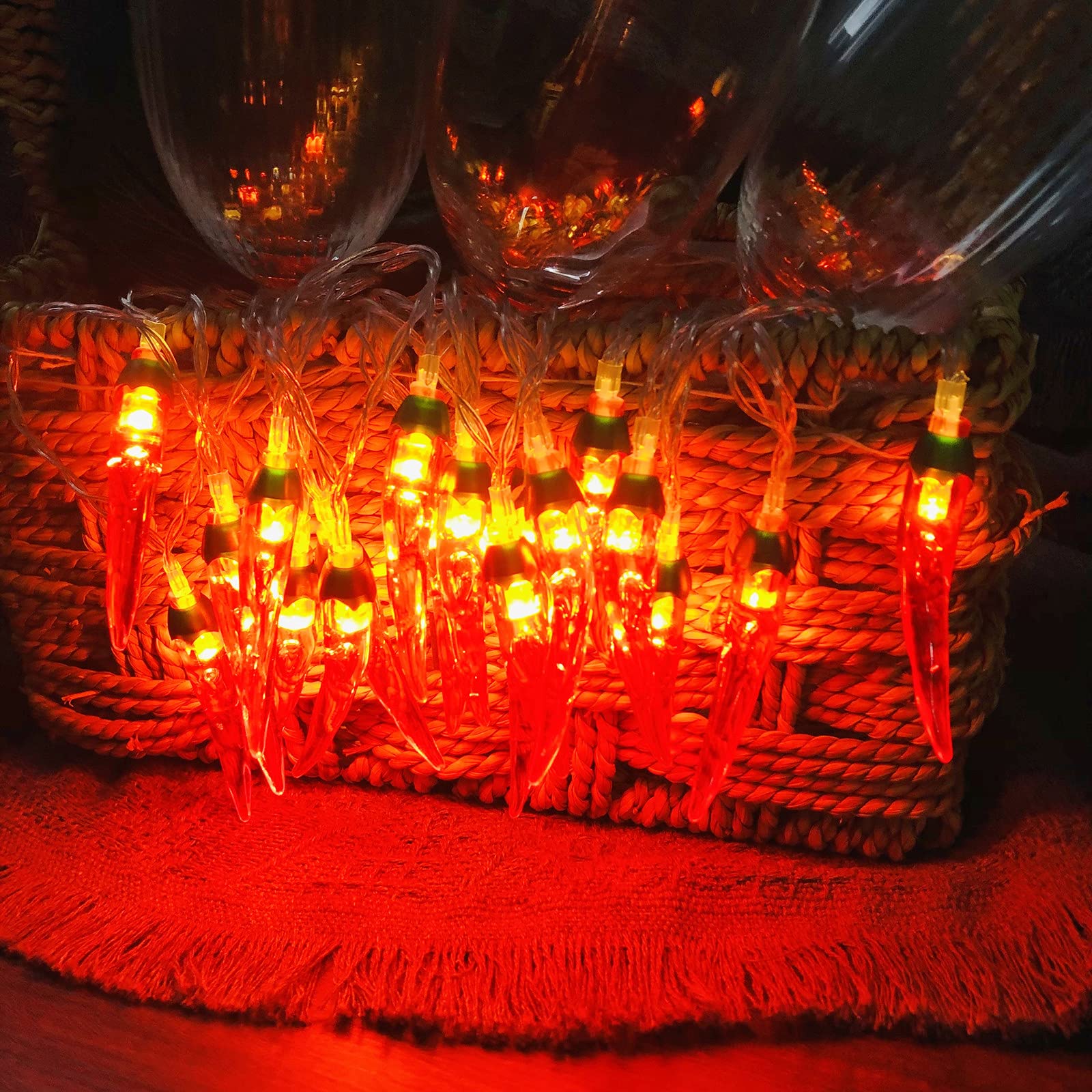 Riaxuebiy Red Chilli String Lights LED Copper Wire Pepper Fairy Light Christmas Decor Lamp Battery Powered for Christmas Holiday Party Decoration (3m/20led, Red Chili)