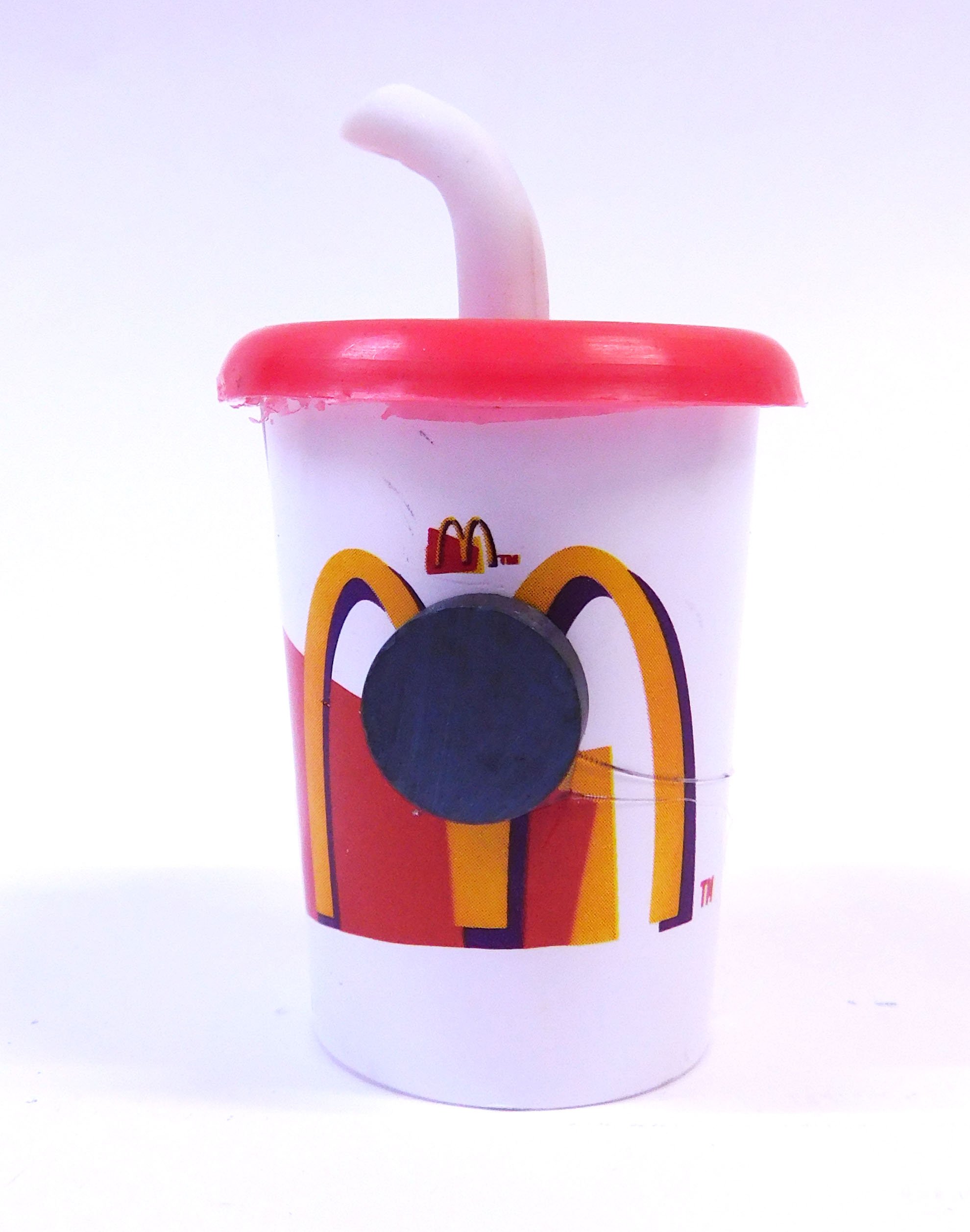 マクドナルドの飲料カップ型の小型マグネット マクドナルドの飲料カップ型の小型マグネット マクドナルド カプセル