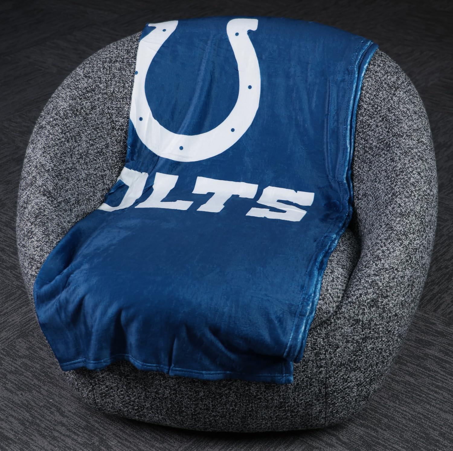 FOCO NFL Plush Soft Micro Raschel Throw Blanket, 50 x 60 Indianapolis Colts - Image 3