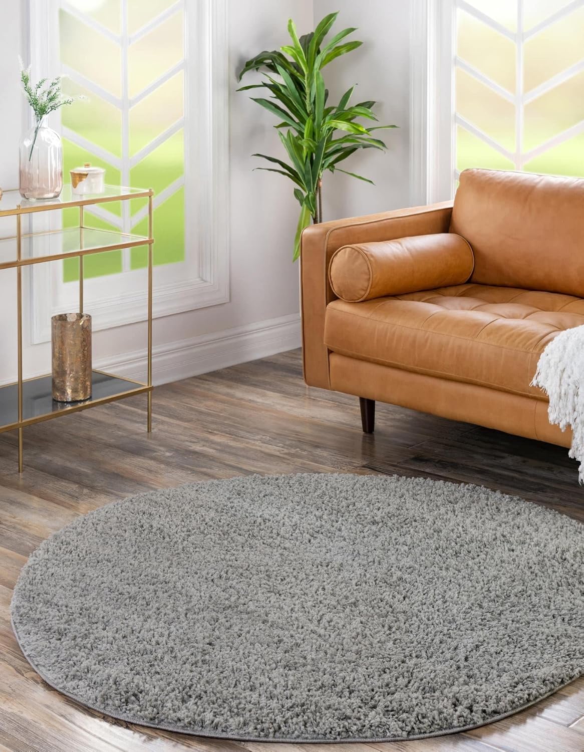 Rugs.com - Uber Cozy Solid Shag Collection Rug  8 Ft Round Cloud Gray Shag Rug Perfect for Kitchens, Dining Rooms