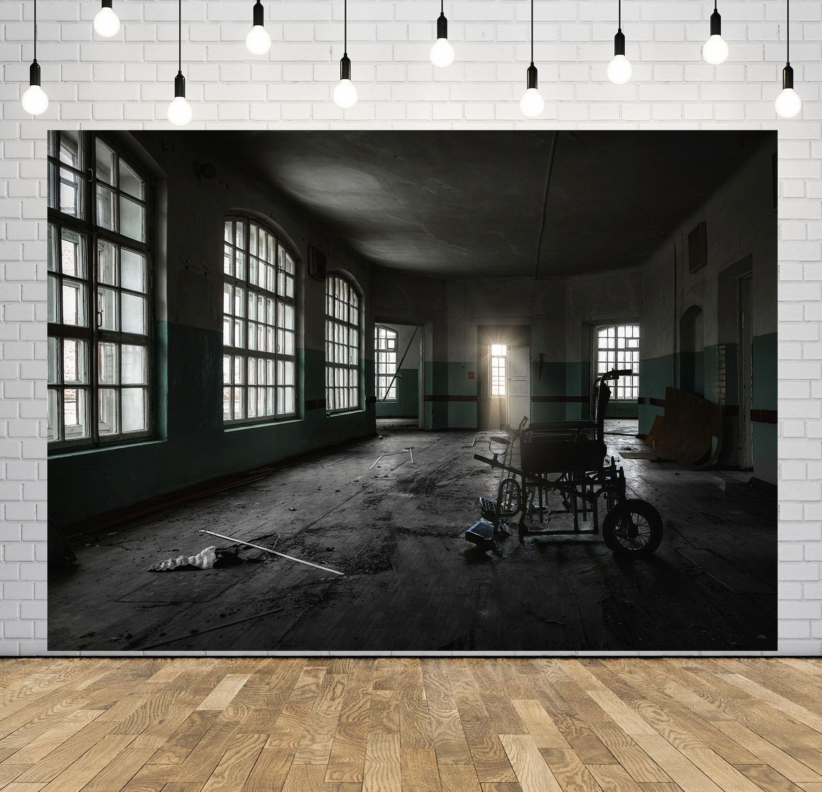 15x10FT (4.6x3m) Sala D'Ospedale Con Sedia A Rotelle Sfondo Fotografico | Galleria Medica Diroccata Fondale In Tessuto,Sedia A Rotelle Finestre A Griglia,Per Feste Horror E Foto,Photo Booth