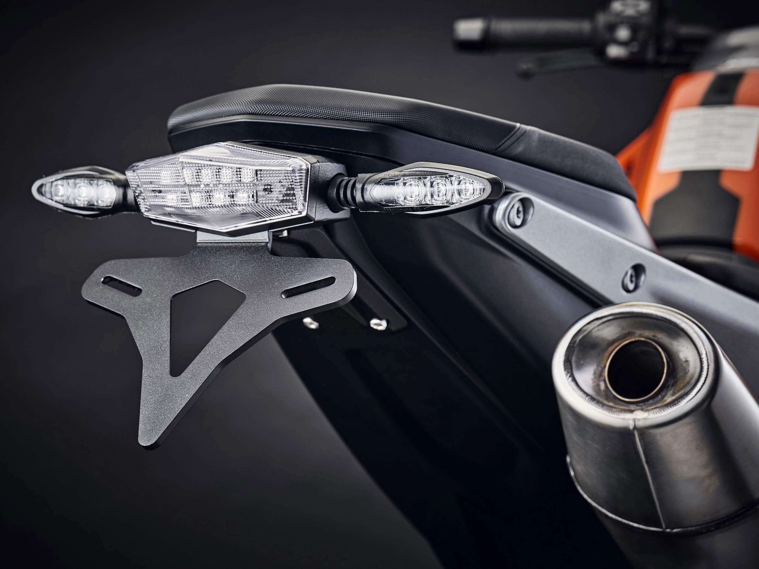 Amazon | Evotech Performance KTM 790 Duke フェンダーレス（ナンバー 