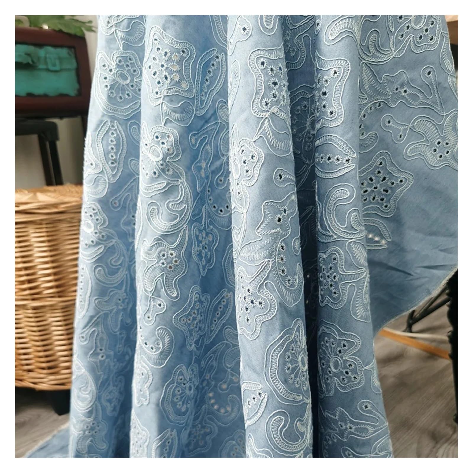 Exquisito Bordado De Algodón Hueco Tela DIY Vestido Camisa Ropa Mantel 1,37 Metros De Ancho