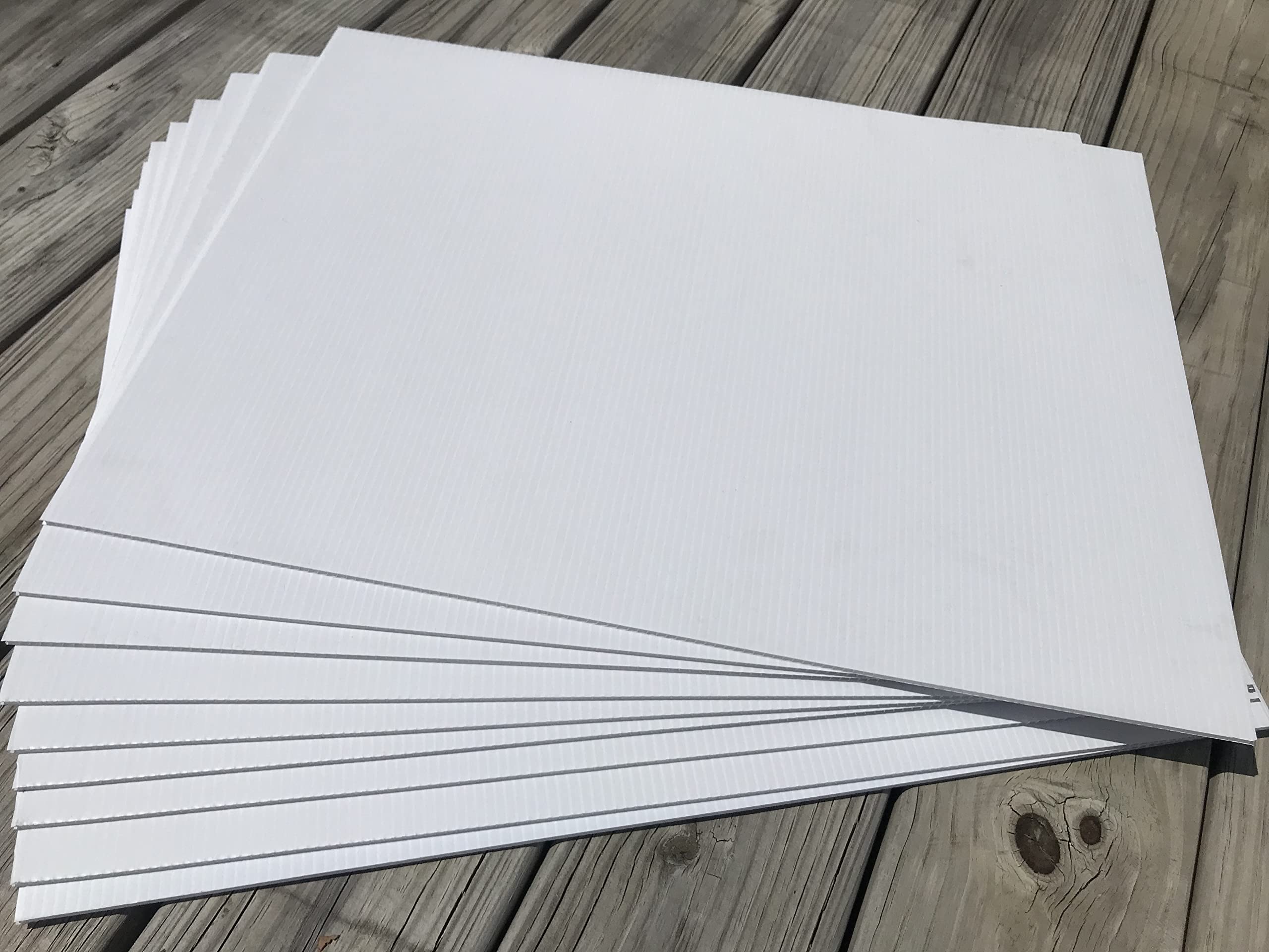 50 znaków biały 45,7 x 61 cm x 4 mm faliste plastikowe znaki puste, pakiet 50 szt. tablica znakowa, wysyłka tego samego dnia!