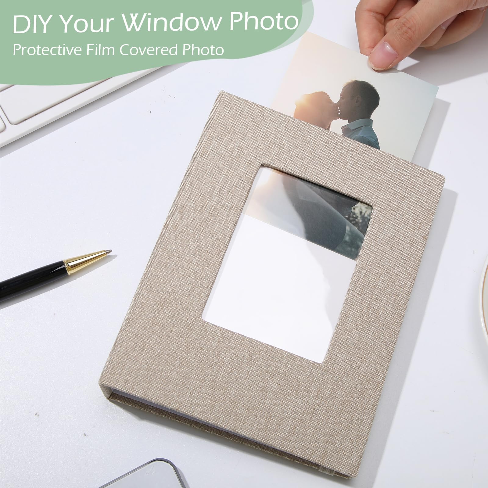 Yeaqee Fotoalbum, 10 x 15 cm, kleines Fotoalbum, Leineneinband, Erinnerungsbuch mit Frontfenster, 26 transparente Seiten, für 52 Bilder, für Hochzeitstag, Familie, Baby (Schwarz, Grau, Beige)