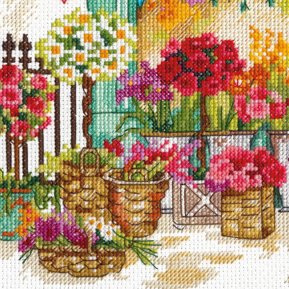 小物 hand made in italy cross flower motif Vintage Flowers Cross Stitch Pattern, Antique Cross Stitch