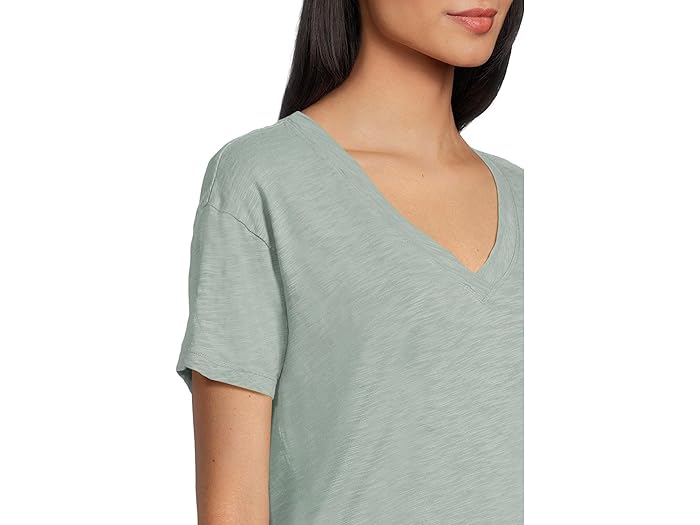 Short Sleeve V-Neck Boxy Tee - Image 3