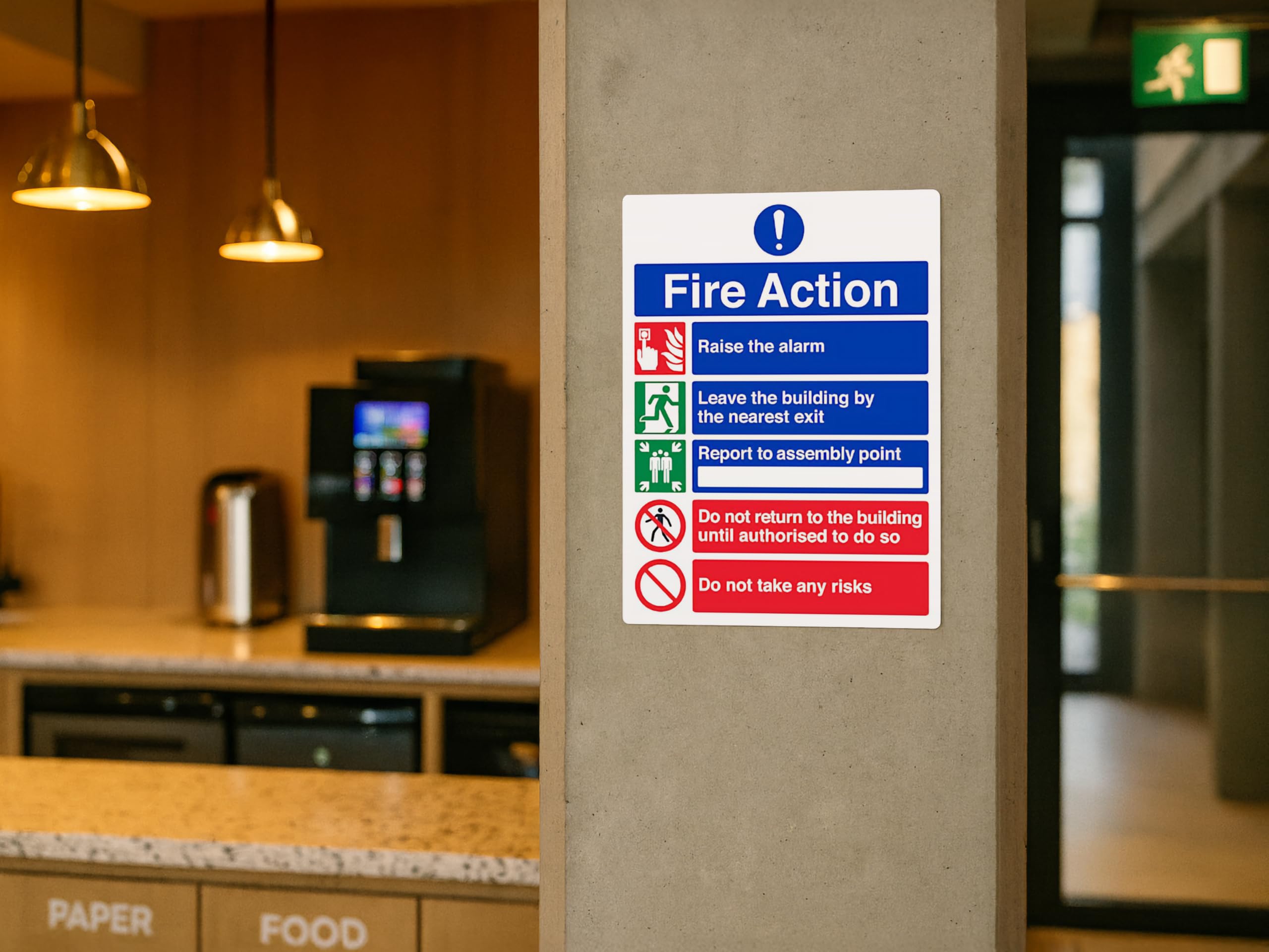The Workplace Depot Fire Action Notice Mandatory Site Safety Sign – 300x200mm 1mm PVC/Self-Adhesive Vinyl – Fire Safety Signage - Offices and Warehouses (Vinyl (Self Adhesive) Pack of 5)