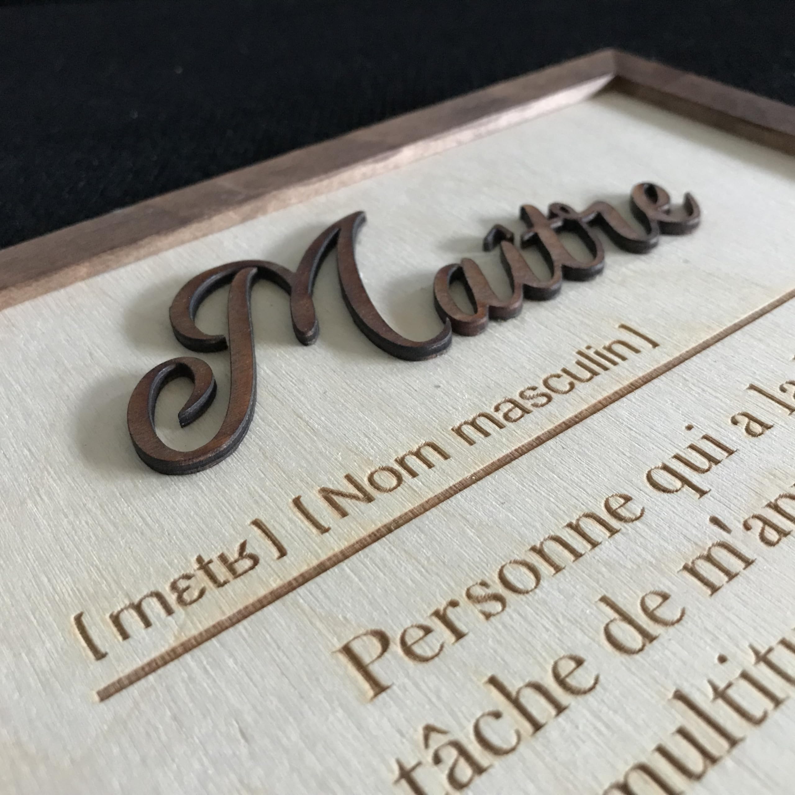 Cadre Maître avec un texte sur le rôle de l'instituteur ou du prof signé par l'élève ou la classe personnable idée cadeau de fin d'année scolaire pour l'instituteur cadeau maitre