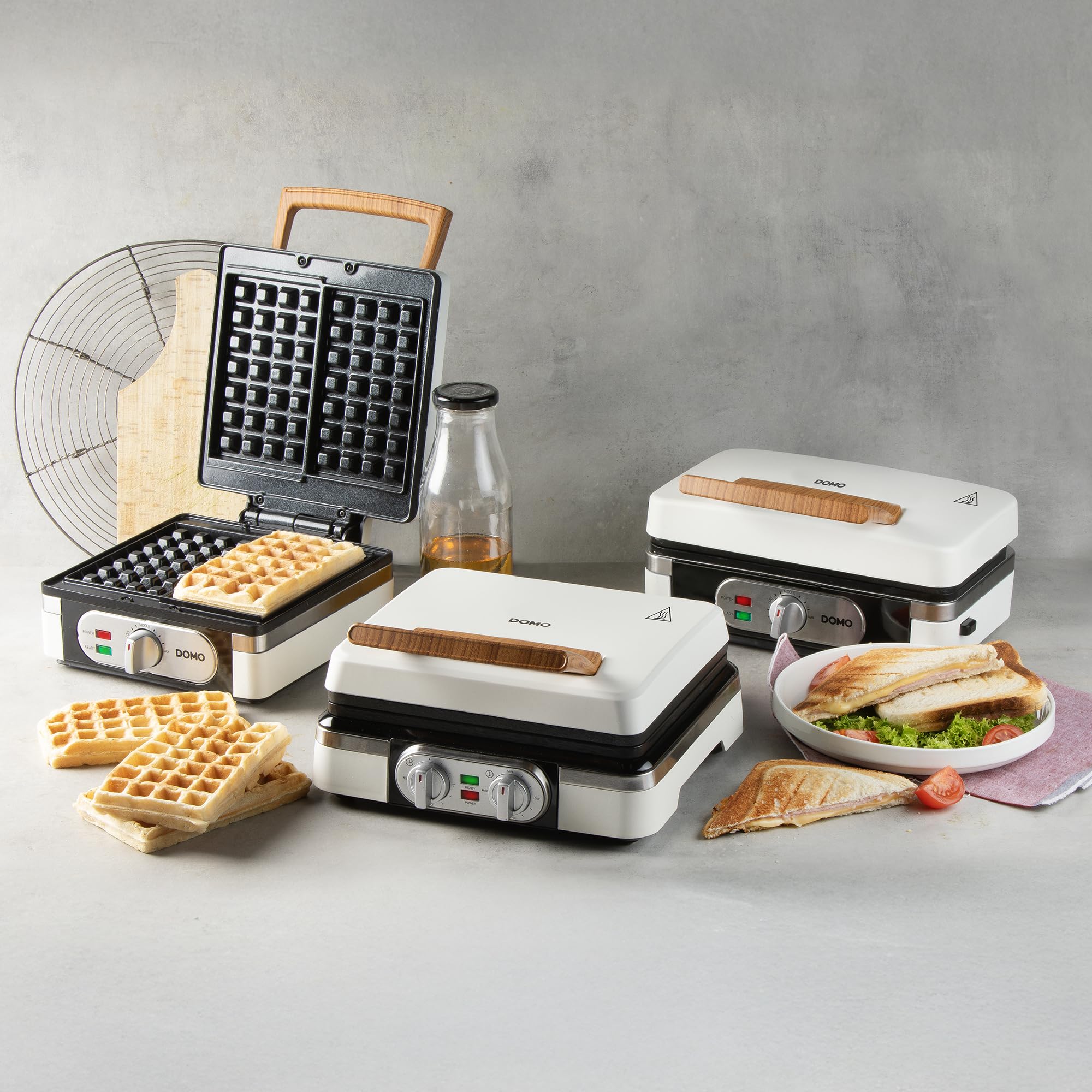 DOMO DO9280W Waffeleisen - Waffelautomat - Doppelwaffeleisen für Belgische Waffeln - Antihaftbeschichtung - Mit integrierter Timer - Kabelaufbewahrung - 1520W – Weiß