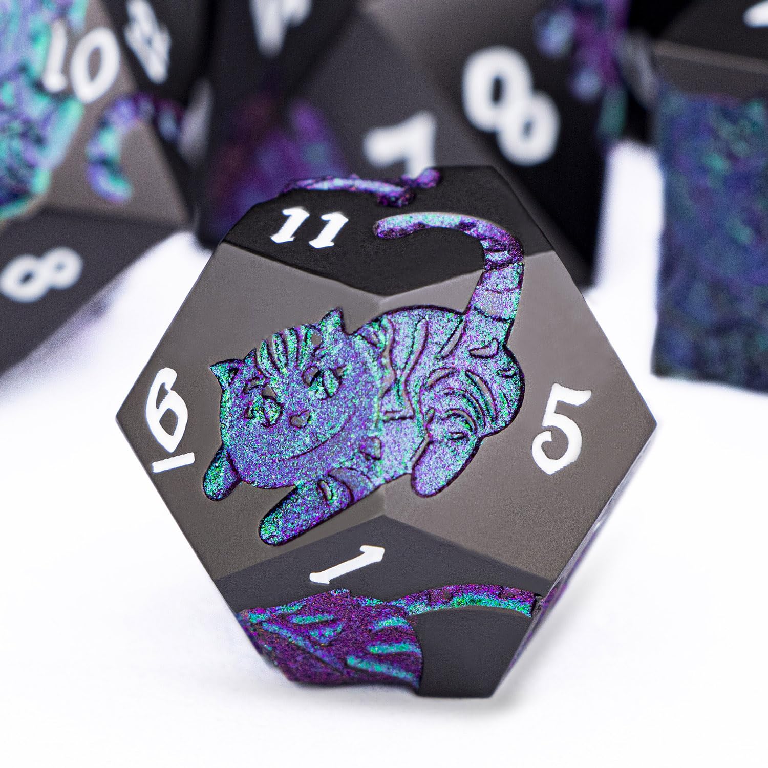 DND-Katzen-Würfel-Set aus Metall, polyedrisches RPG-Würfel-Set mit Geschenketui für Dungeons Dragons Rollenspiele, D- und D-Würfel D6, D8, D10, D12, D20, D%, Violett-Grün, 7-teilig