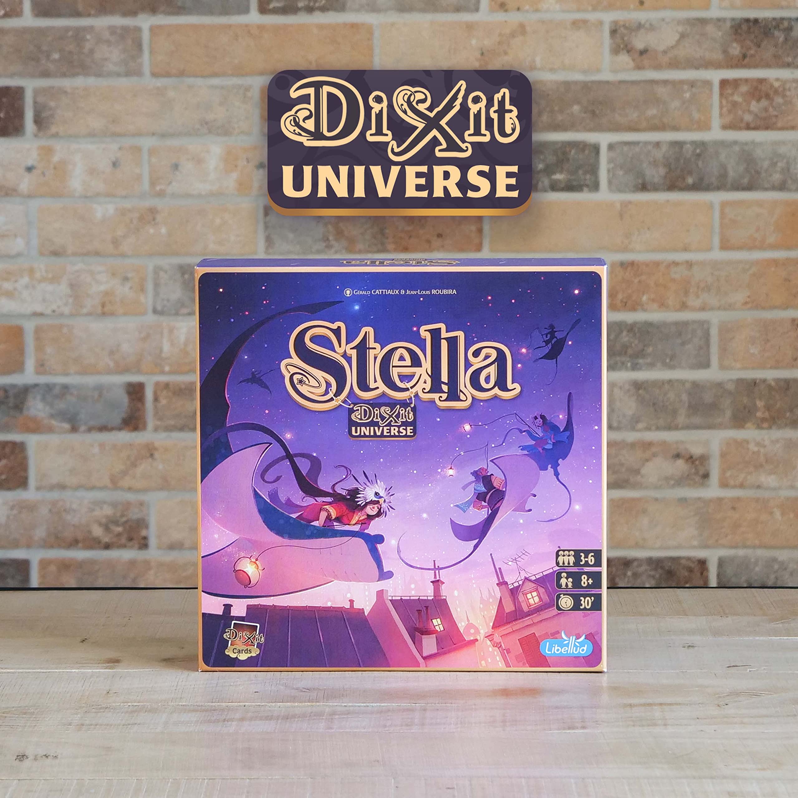 Asmodee - Étoile : Dixit Univers, Jeu de Table d'Imagination et Fantaisie, 3-6 Joueurs, 8+ Ans, Edition en Italien