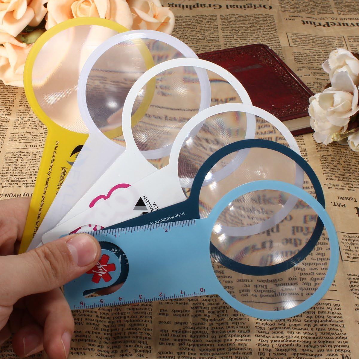 Mini 2 in 1 3X Handheld Ruler Fresnel Magnifier PVC Ultrathin Magnifying for Reading Viewing