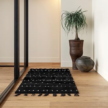 Rugs USA Chandy Textured Wool Area Rug, 26" x 8, Black