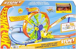 Hot Wheels Toy Car Track Set, Launch and Loop Playset & 1:64 Scale Die-Cast Vehicle, Crash Area on Figure 8 Track with Loop-Kicker Booster