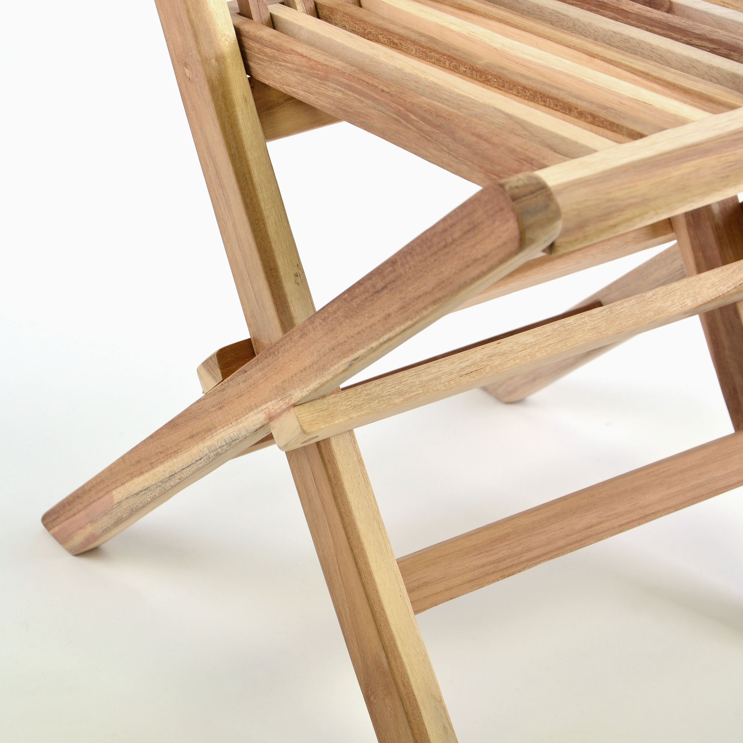 Divero klappbarer Kinderstuhl aus Teak-Holz, unbehandelt - Sitzhöhe 33 cm