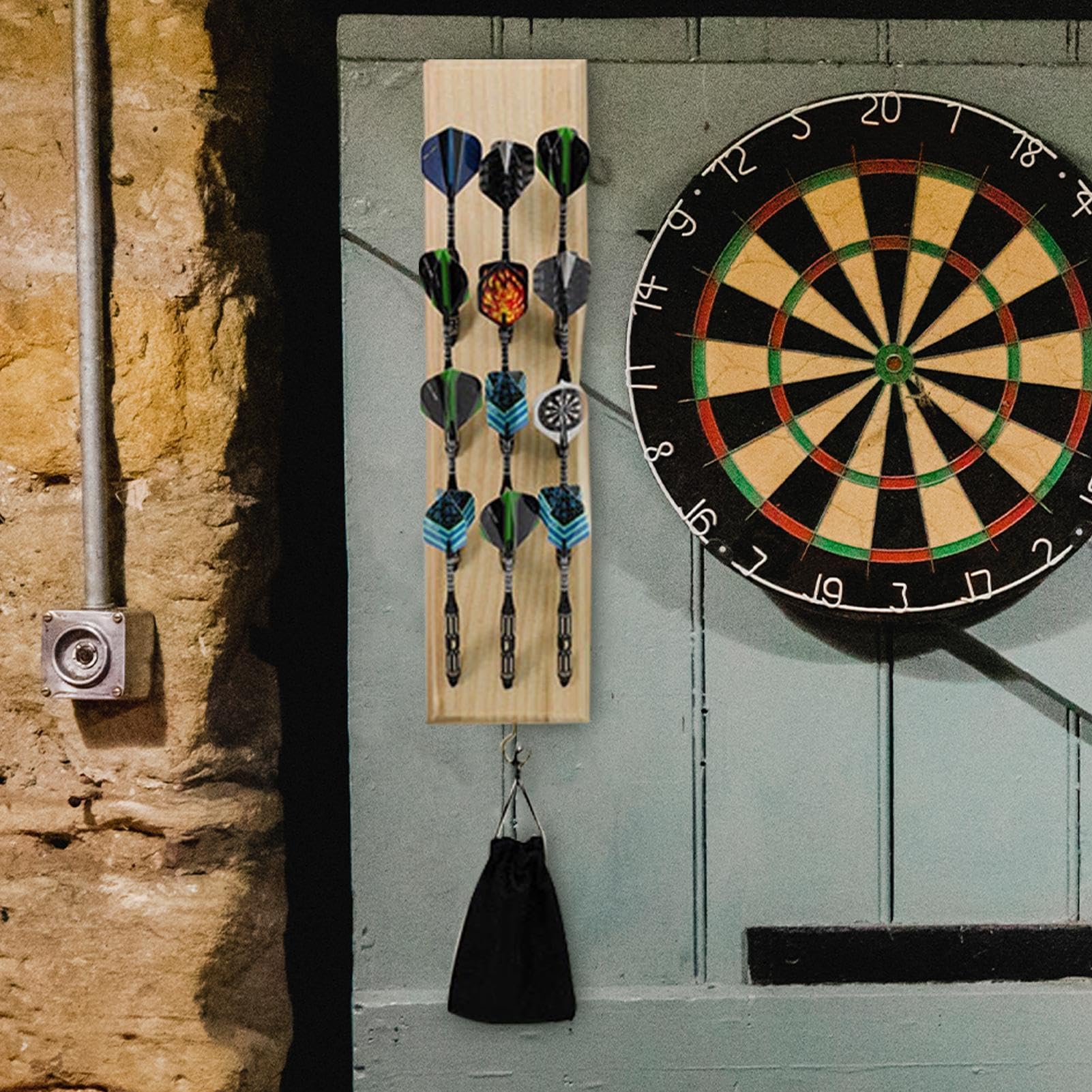 Amazon.co.jp: Mwqpgyh 壁用ダーツホルダー、壁掛けダーツラック