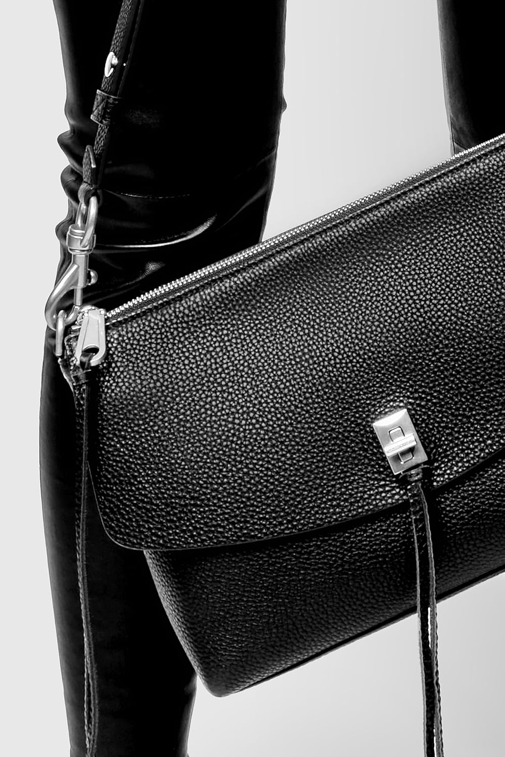 Darren Top Zip Shoulder - Image 5