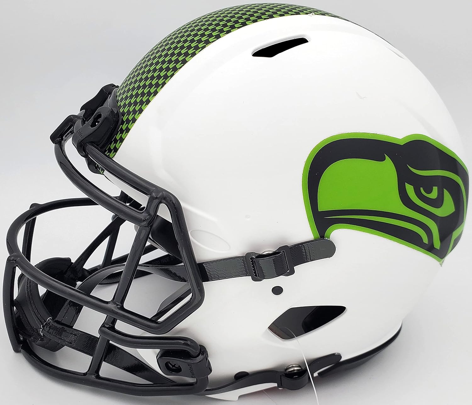 Russell Wilson Autographed S.e.a.t.t.l.e Seahawks White Lunar Eclipse Full Size Authentic Speed Football Helmet RW Holo & Beckett BAS Stock #194030