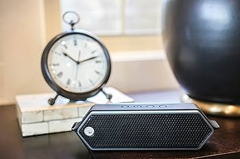 Amazon.co.jp: ポータブルBluetoothスピーカー (ブラック