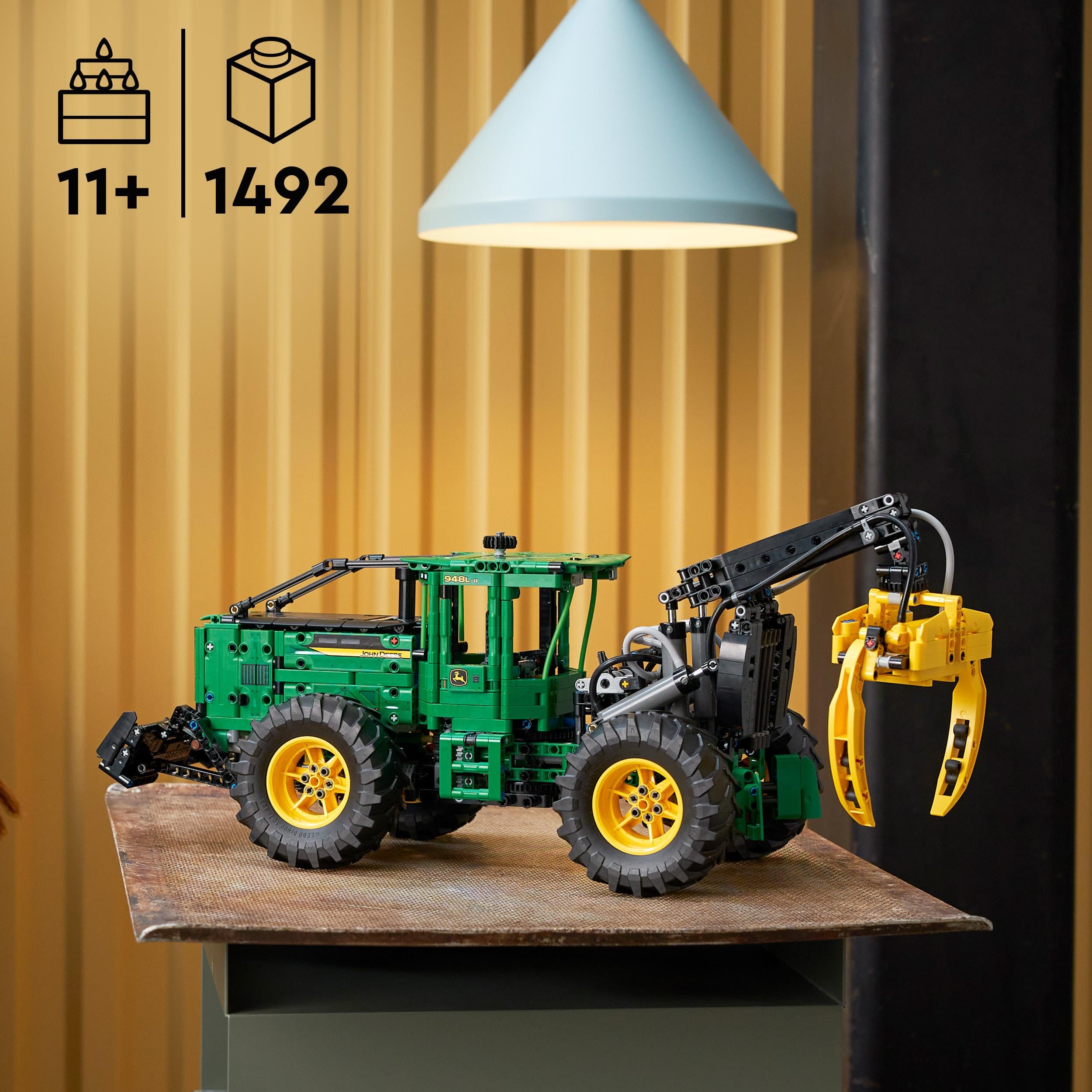 LEGO Technic Trattore John Deere 948L-II, Grande Modellino da Costruire di Veicolo Giocattolo da 1.492 Pezzi con Funzioni Pneumatiche e 4 Ruote Motrici, Modellismo per Appassionati di Ingegneria 42157