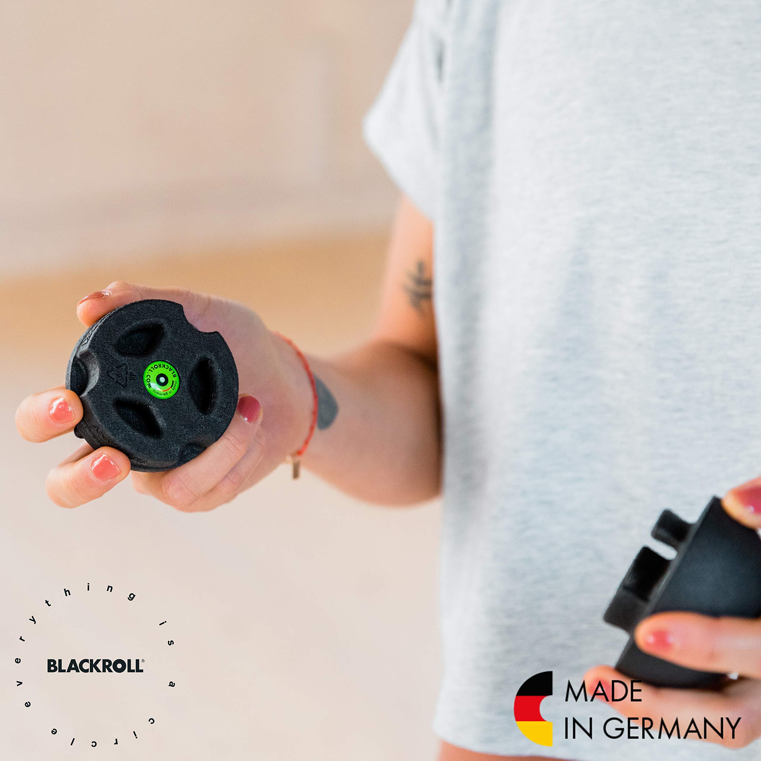 BLACKROLL® TRIGGER SET TWISTER (4-teilig), Triggerpunkt-Massagegeräte zur Behandlung punktueller Verspannungen, handliche Faszien-Massagegeräte mit Griff, ideal für Reisen, Made in Germany, Schwarz