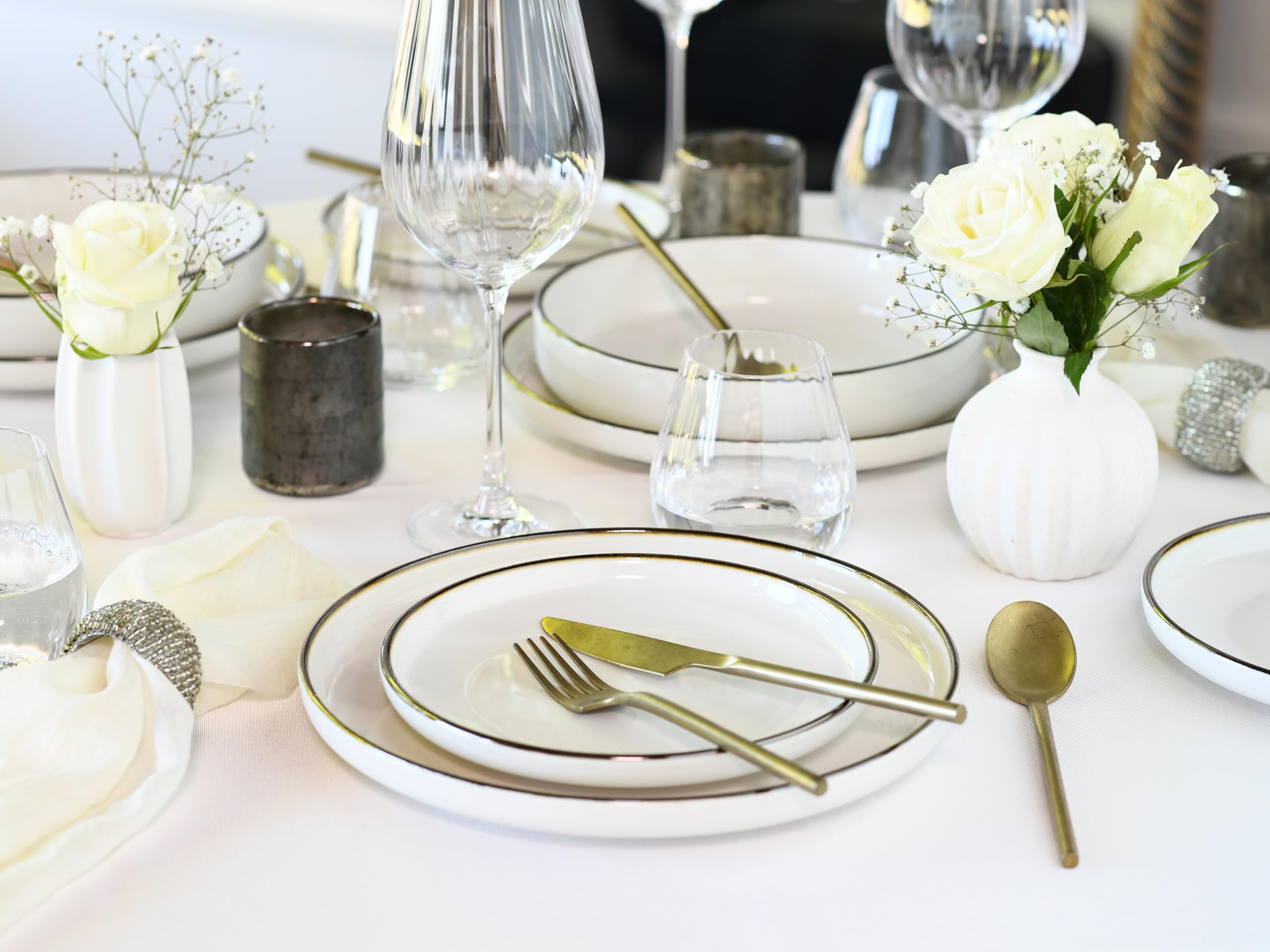CreaTable, 24793, seria Nordic Festive Creme, 12-częściowy zestaw naczyń dla 6 osób, zastawa stołowa z kamionki, nadaje się do mycia w zmywarce i używania w kuchence mikrofalowej, wysokiej jakości