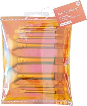 Real Techniques Wanderer makyaj fırçası seti, birinci sınıf ve profesyonel fırça seti, yumuşak kıllar, fondöten, pudra, göz farı, allık, bronzlaştırıcı ve kapatıcı için, 9 parçalı set