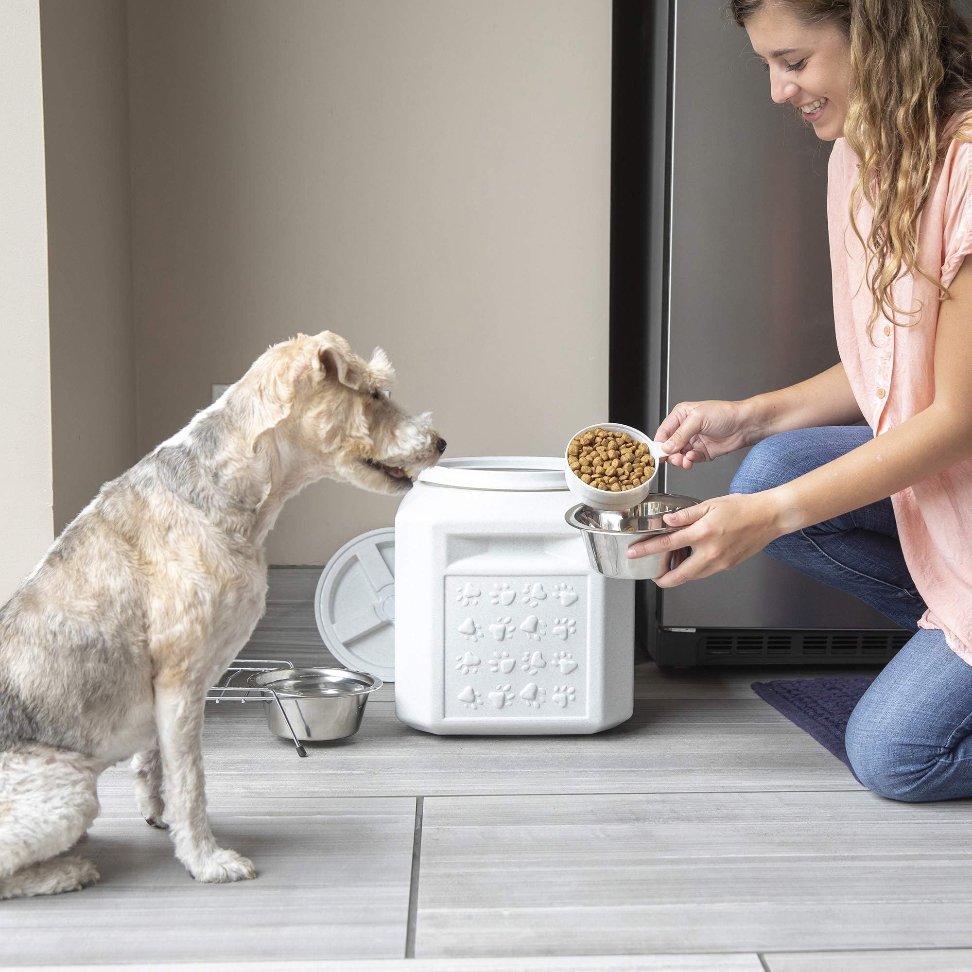 dog food container 25 lb