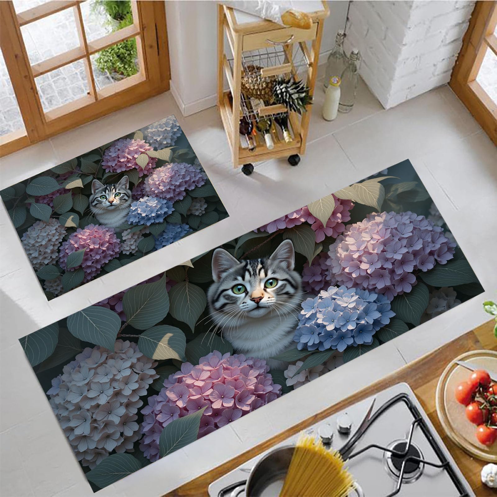 Alfombra de cocina de gato y hortensias para un suelo de diseño suave y lavable