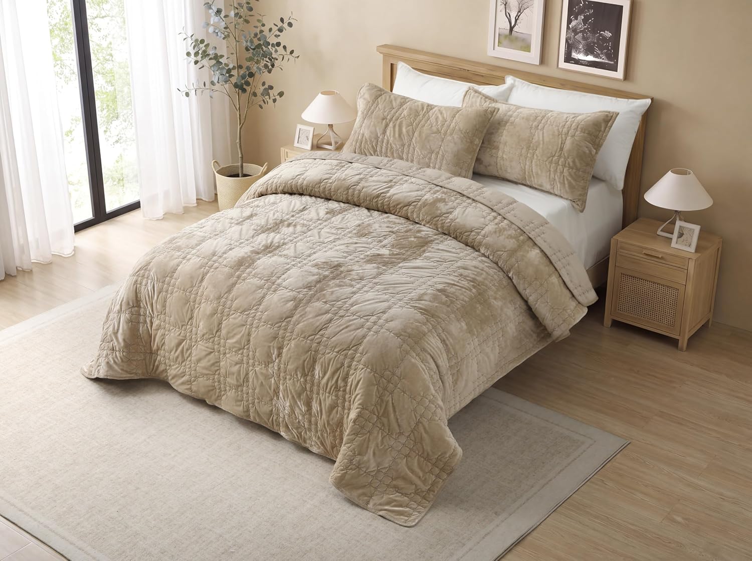DaisyHuang Luxury Velvet Quilt Set King Size 104x92,Soft Beige Taupe