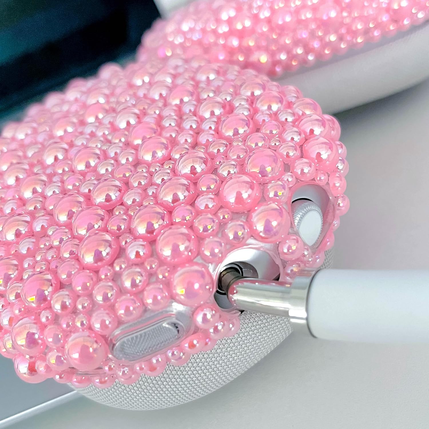 Glitter Pearls Case Cover for AirPods Max Headphones with Cleaner Pen Girls, Soft Handmade Beads TPU Ear Cups/Ear Pad/Headband Case Cover Silicone Protector for Apple Air Pod Max Accessories, Pink
