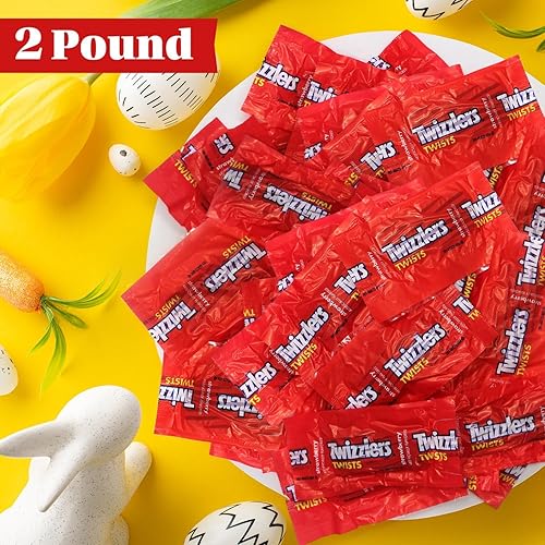 Miniatura 7 de Giros clásicos de regaliz de fresa  Caramelo rojo masticable suave envuelto individualmente  Bolsa a granel de 2 libras ( 88 piezas)  Perfecto para