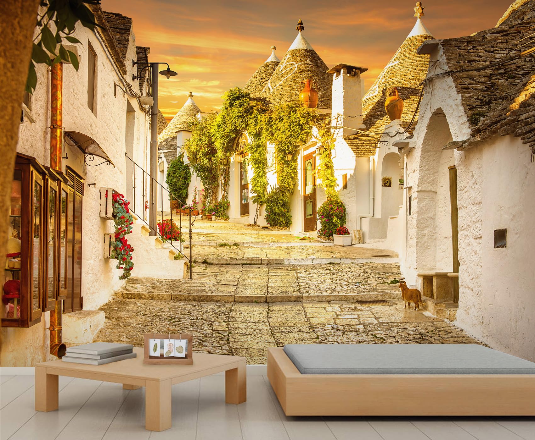 Papier peint paysage rue européenne orange pour habiller un fond de canapé de salon