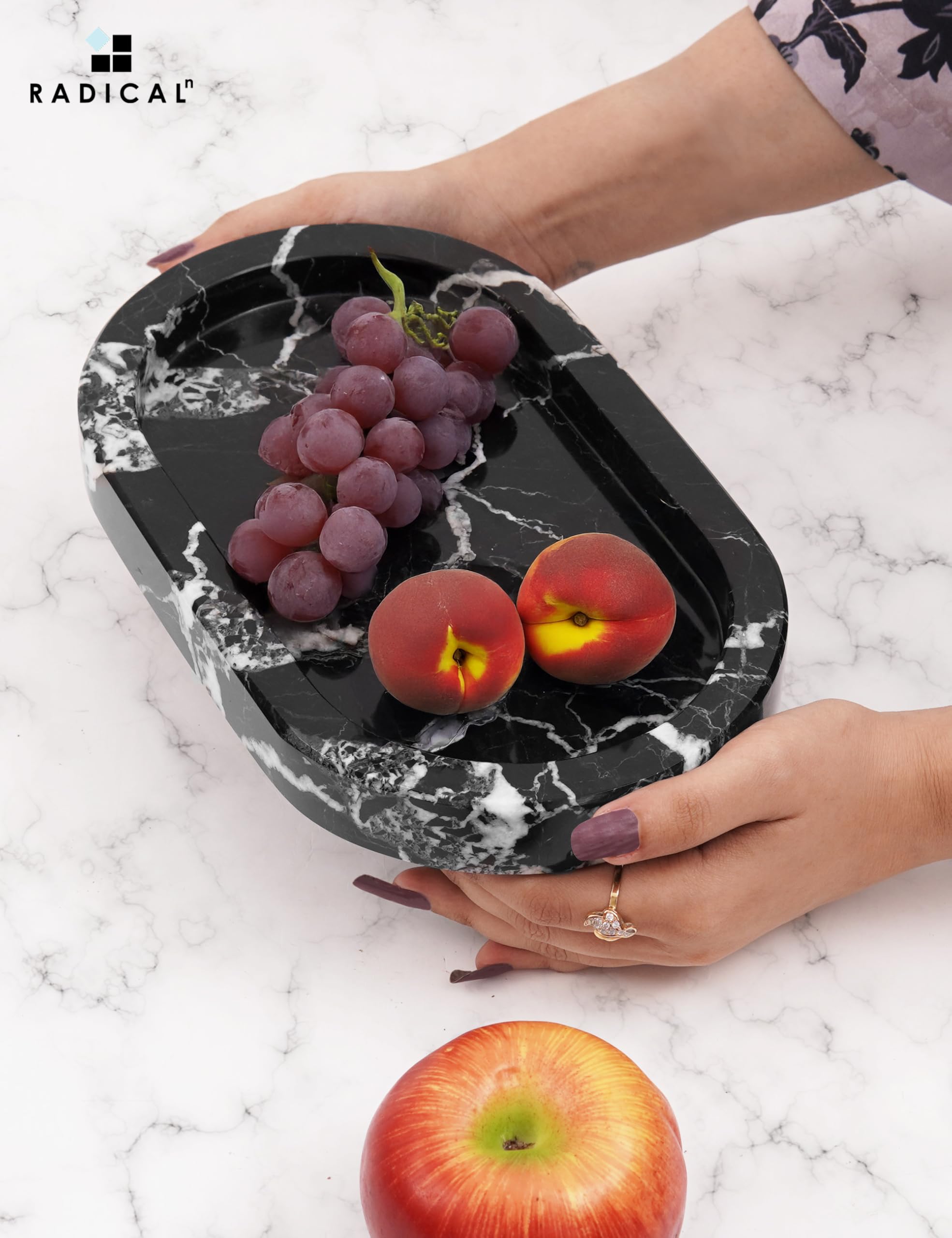 Radicaln Plateau ovale en marbre avec support de 25,4 cm, noir, fait à la main, plateau de service pour décoration de table basse, plateau de parfum moderne et de coiffeuse pour table, plateau