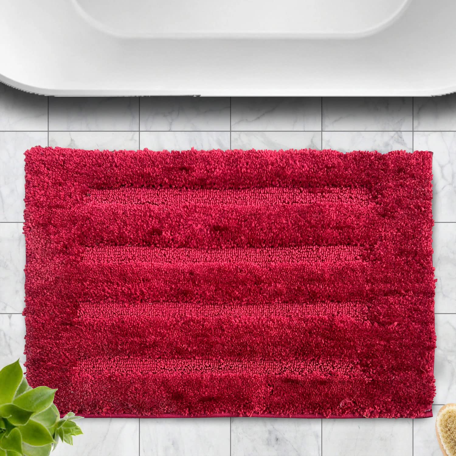 LUXE HOME INTERNATIONAL Rectangular Bathmat 2500 Gsm Microfiber Anti Skid Water Absorbent Machine Washable And Quick Dry Classic Mats For Bathroom, Kitchen, Entrance (Maroon, 40Cm X 60Cm, Pack Of 1)