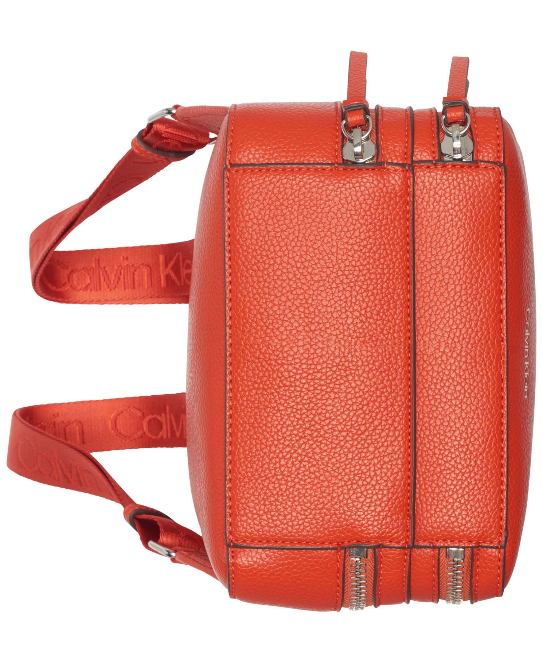 Calvin Kleinwomens Estelle Novelty Backpack Calvin Klein Estelle