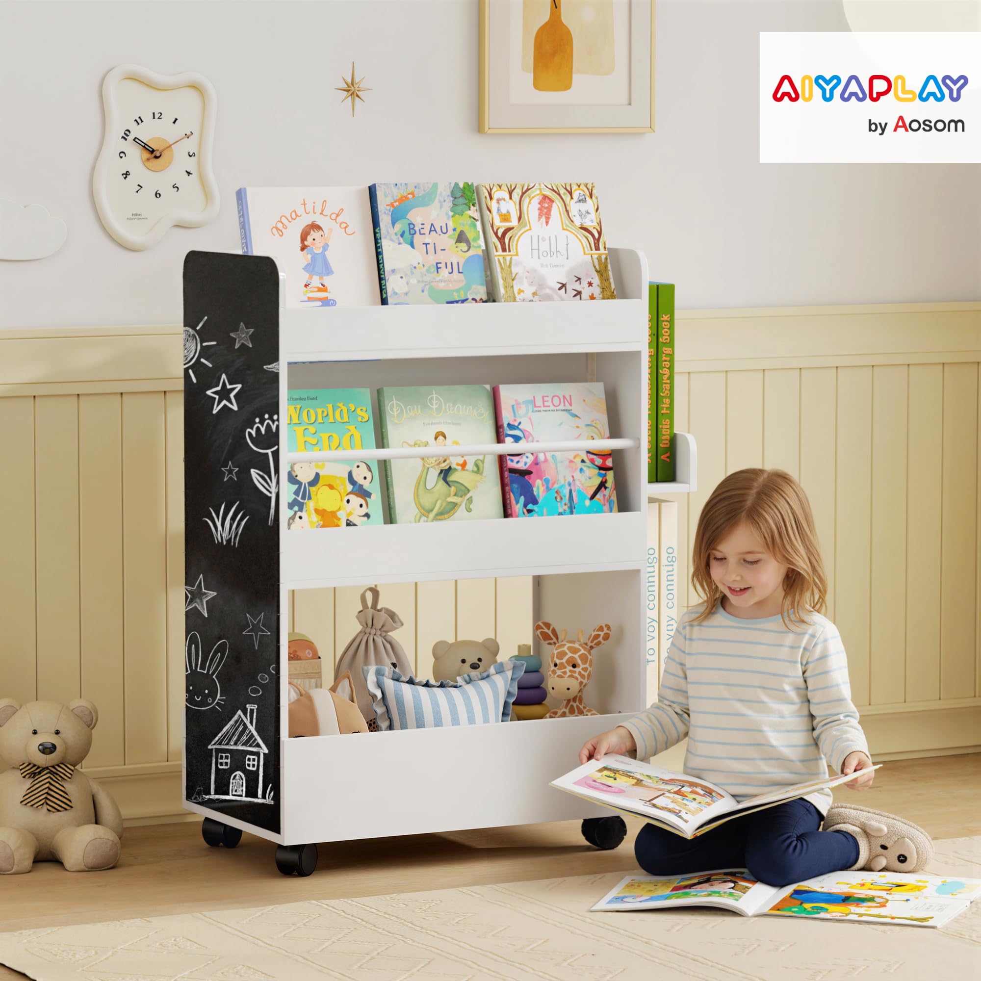 AIYAPLAY Bibliothèque pour Enfant 3 à 8 Ans avec roulettes, Rangement Livre Enfant avec Tableau Noir, Meuble de Rangement, pour Salle de Jeux, Blanc