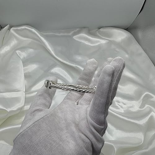 Miniatura 8 de Better Jewelry Pulsera personalizada de plata de ley 925 con placa de identificación en espiral con extremos piramidales gruesos