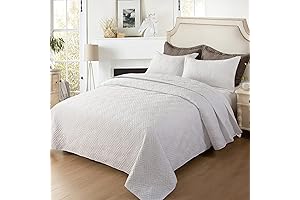 Hygge Hush Summer Quilt Set: The Epitome of Breezy Slumber