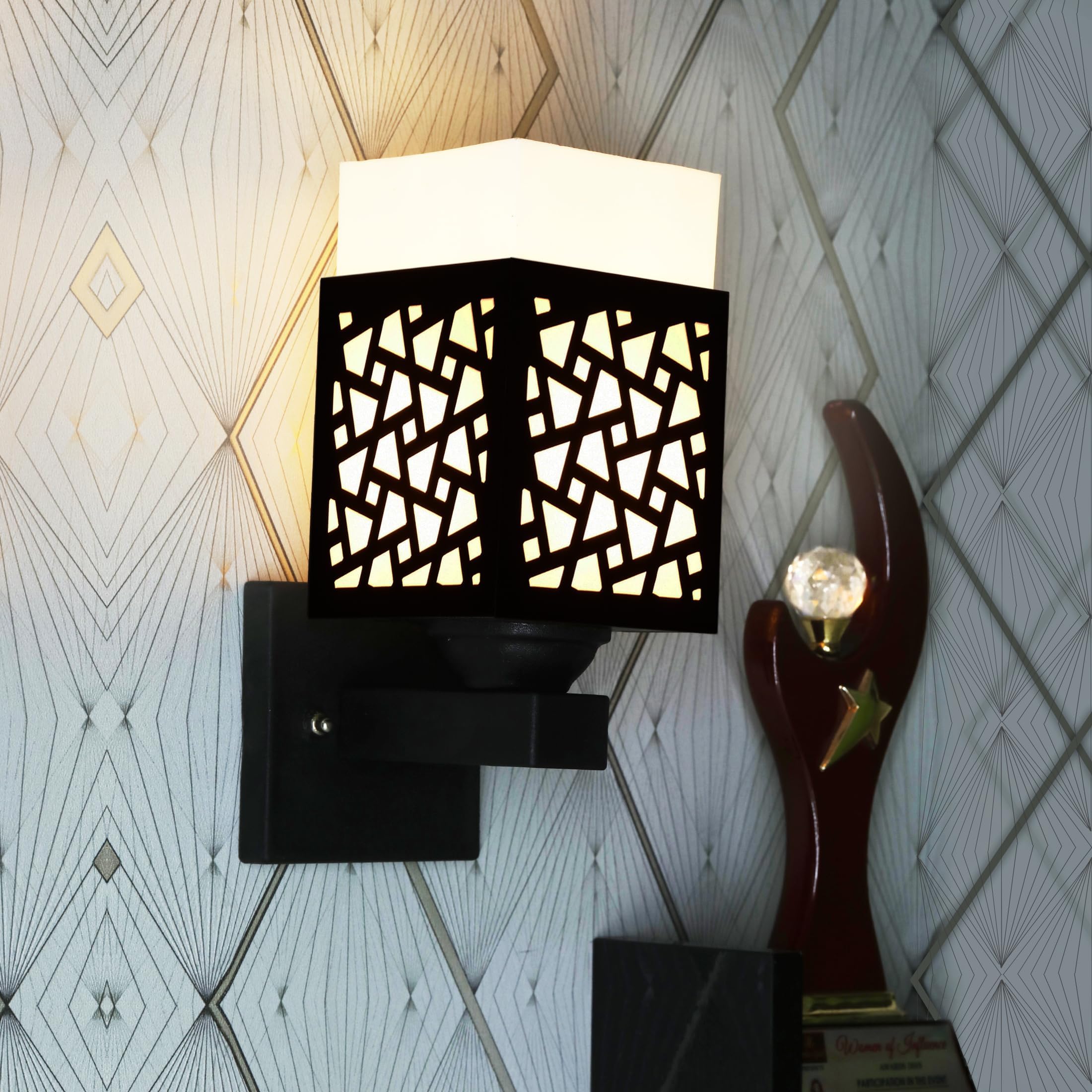 INOX Modern Pattern Modern Illuminating Elegance Modern Wall Lamp for Stylish Interiors Elegant Design and Adjustable Light for Stylish Home Décor 86