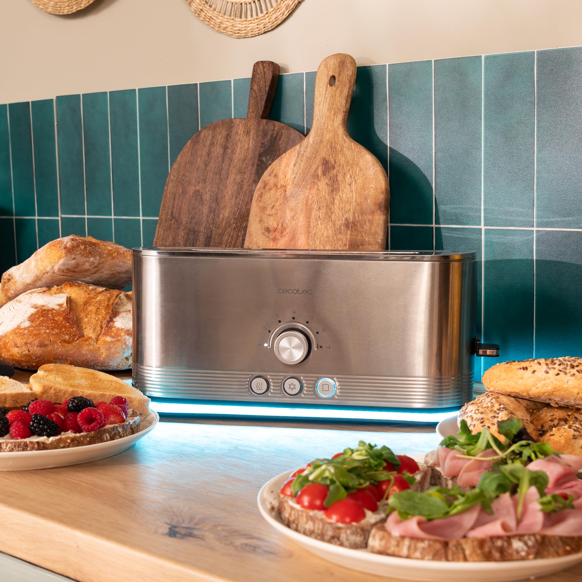 Cecotec Tostadora Vertical de Acero con Ranura Larga Shine&Toast Extra. 1050W, Capacidad para 2 Tostadas, Ranura Ancha de 3,8cm, Anillo Luminoso, 7 Niveles de Tostado, Varillas Superiores