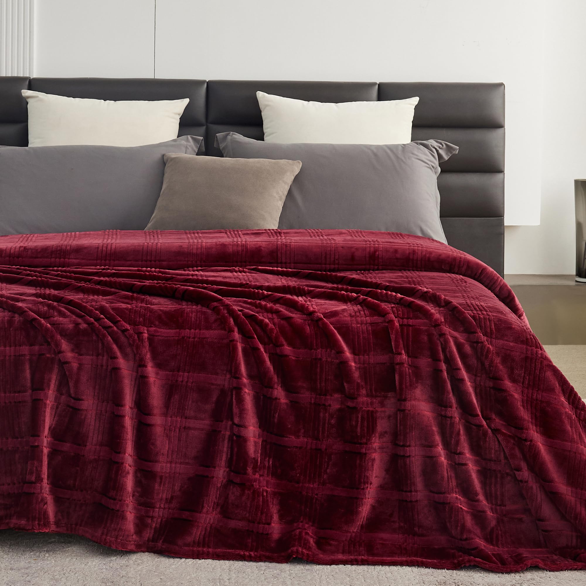 KORBLISS Super Soft Flannel Queen Blanket 90x90 Inches, Premium Checkered Jacquaed Silky Fleece Lightweight Bed Blanket All Season Use, Burgundy Strip